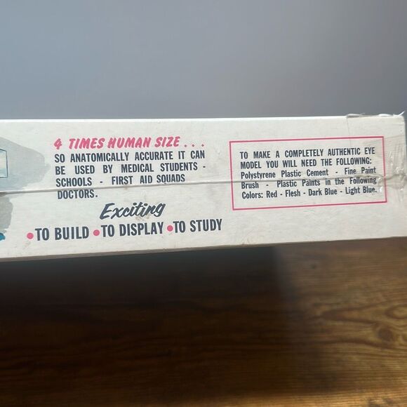 NEW Vintage Pyro HUMAN EYE Model Kit 4X Normal Size Plastic Model Kit S 371-300 - Picture 6 of 6